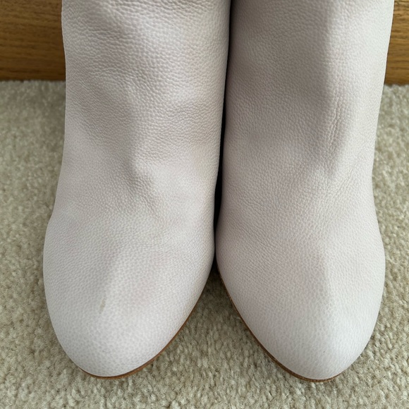 NIB Shopbop COCLICO Bly Knee High Boot in Grain Beige Leather - 39/8.5 - Picture 10 of 16